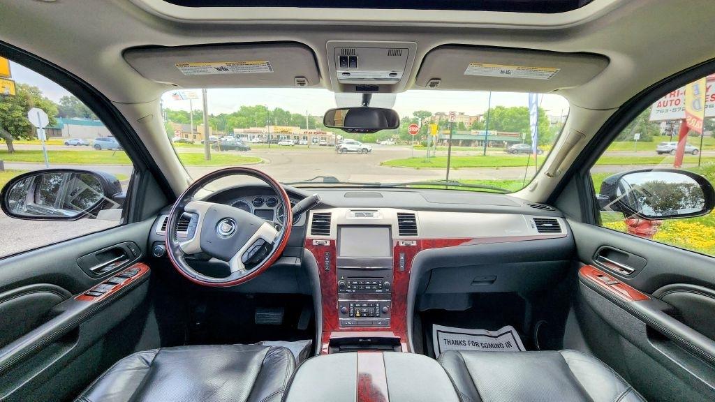 Cadillac Escalade EXT  2011