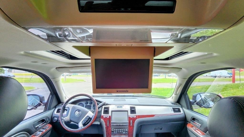 Cadillac Escalade EXT  2011