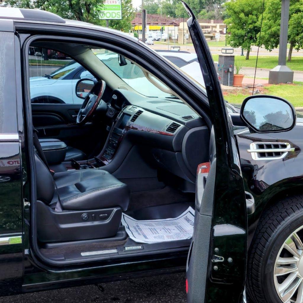 Cadillac Escalade EXT  2011