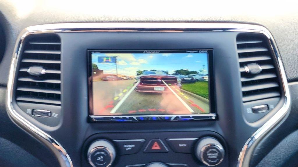 Jeep Grand Cherokee  2016