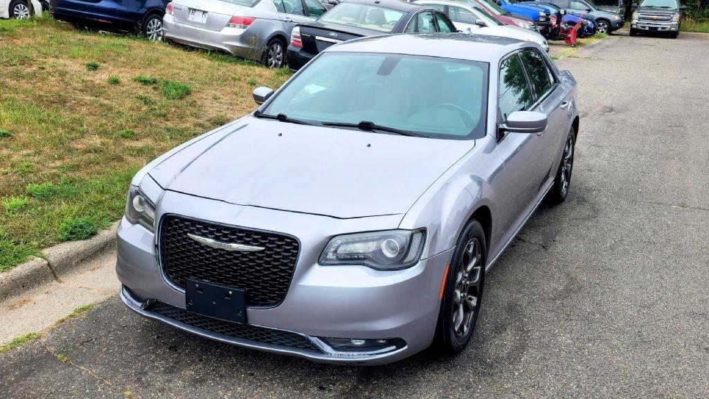 Chrysler 300  2017