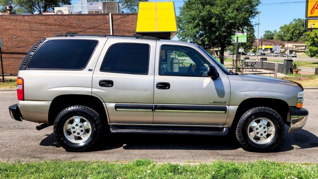 Chevrolet Tahoe  2001