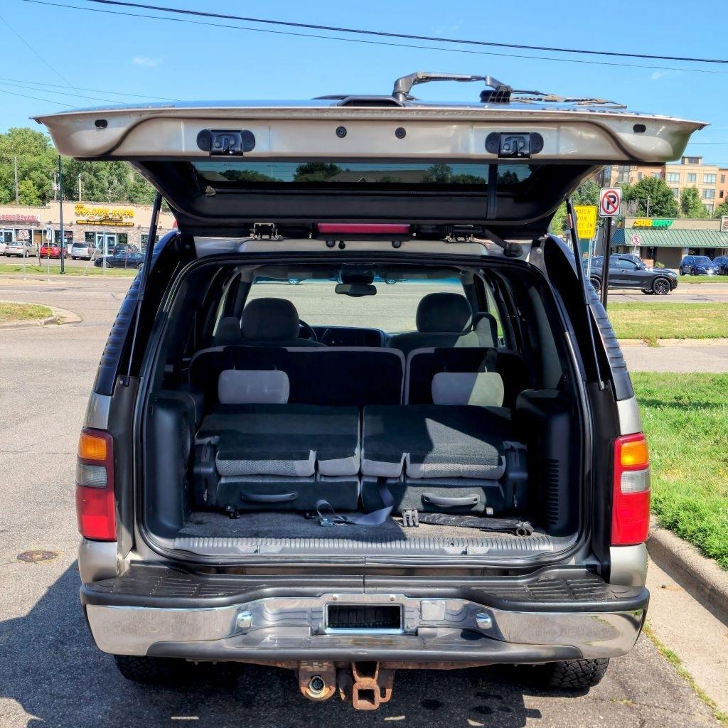 Chevrolet Tahoe  2001