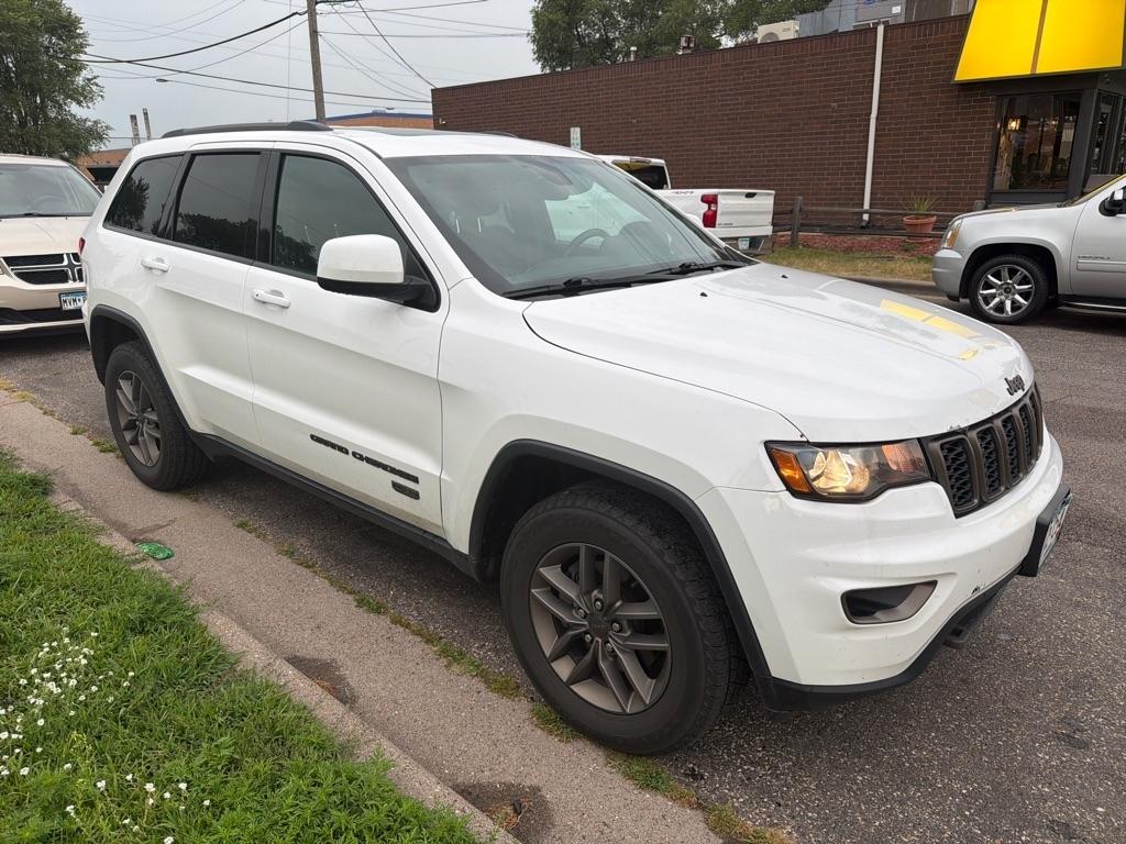 Jeep Grand Cherokee  2016