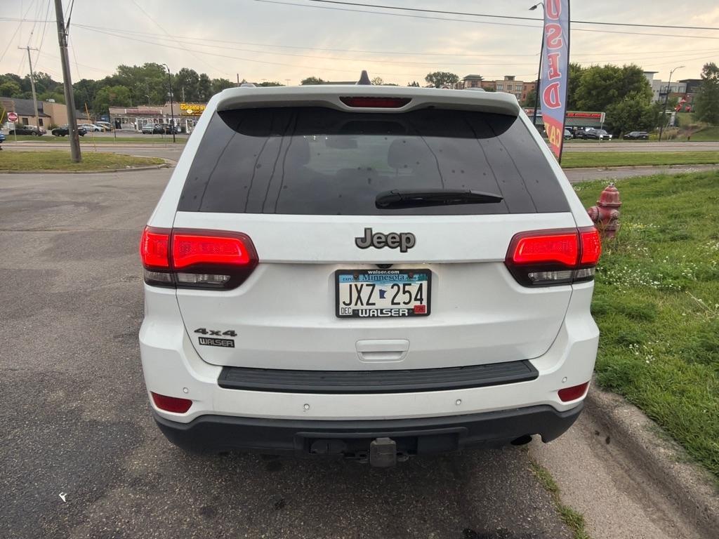 Jeep Grand Cherokee  2016