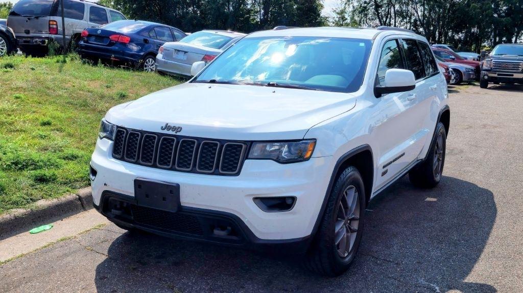 2016 Jeep Grand Cherokee LAREDO