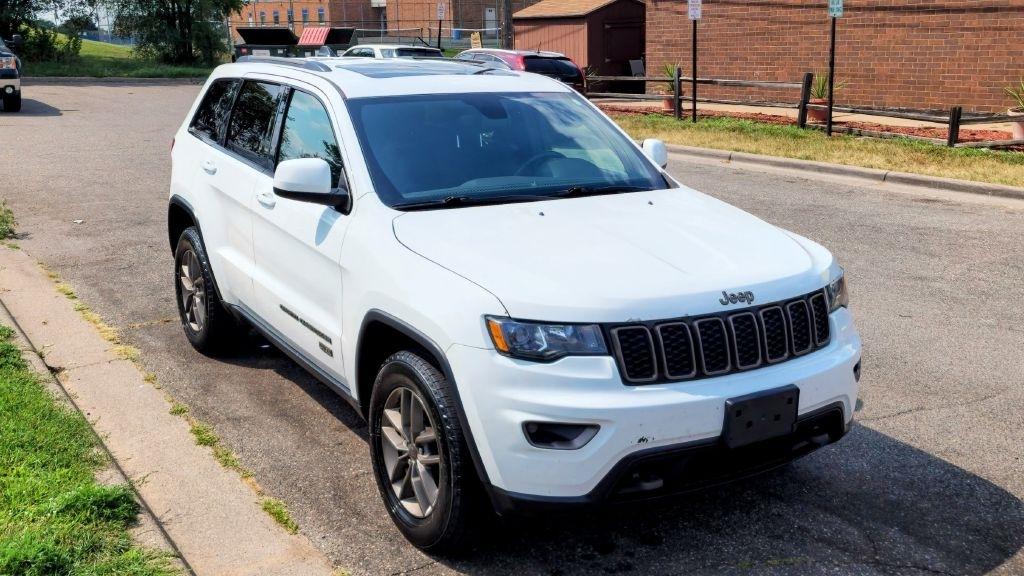 Jeep Grand Cherokee  2016