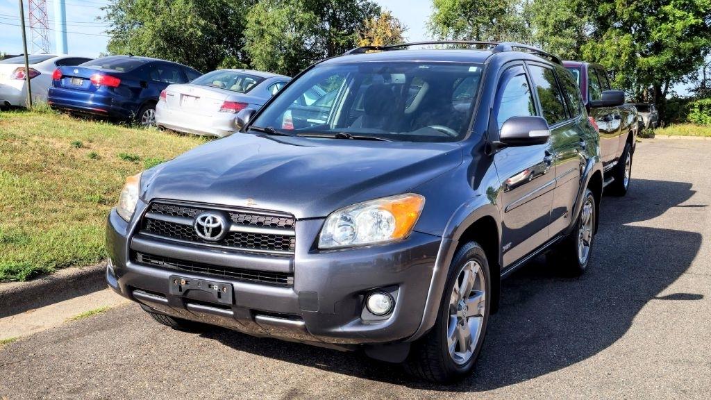 Toyota RAV4  2010