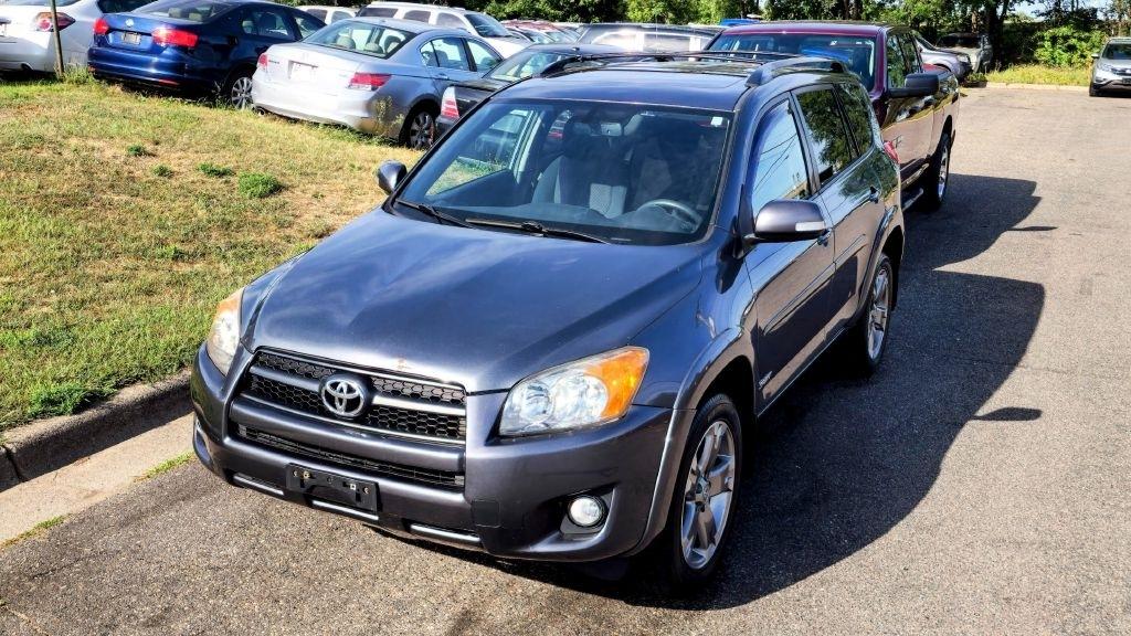 Toyota RAV4  2010