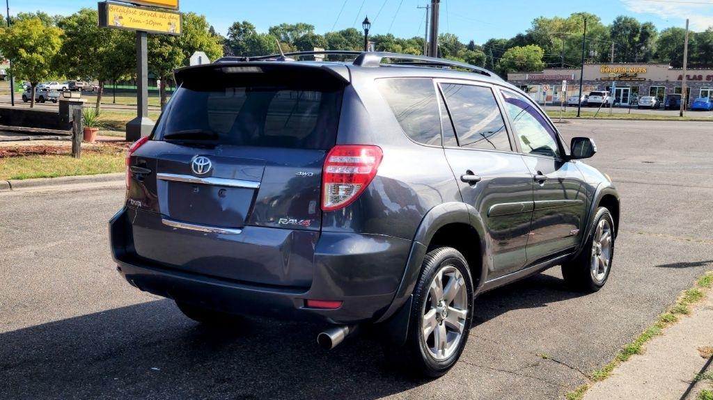 Toyota RAV4  2010