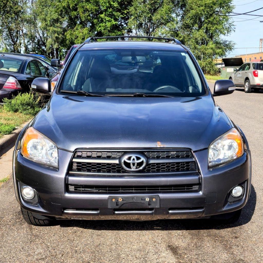 Toyota RAV4  2010