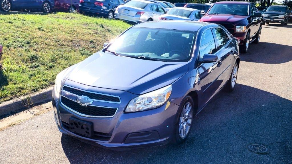 Chevrolet Malibu  2013