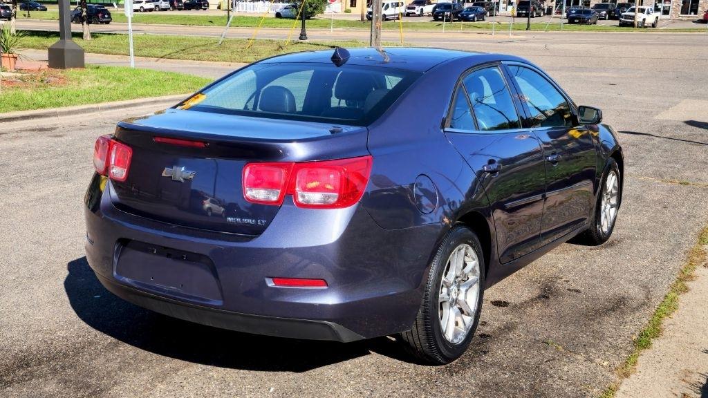 Chevrolet Malibu  2013