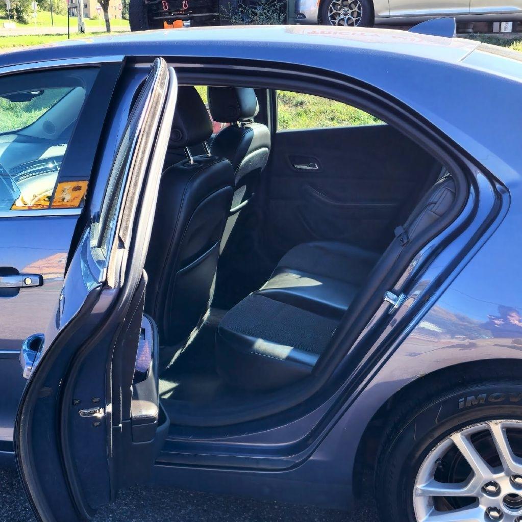 Chevrolet Malibu  2013