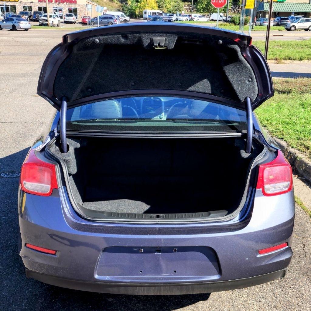 Chevrolet Malibu  2013