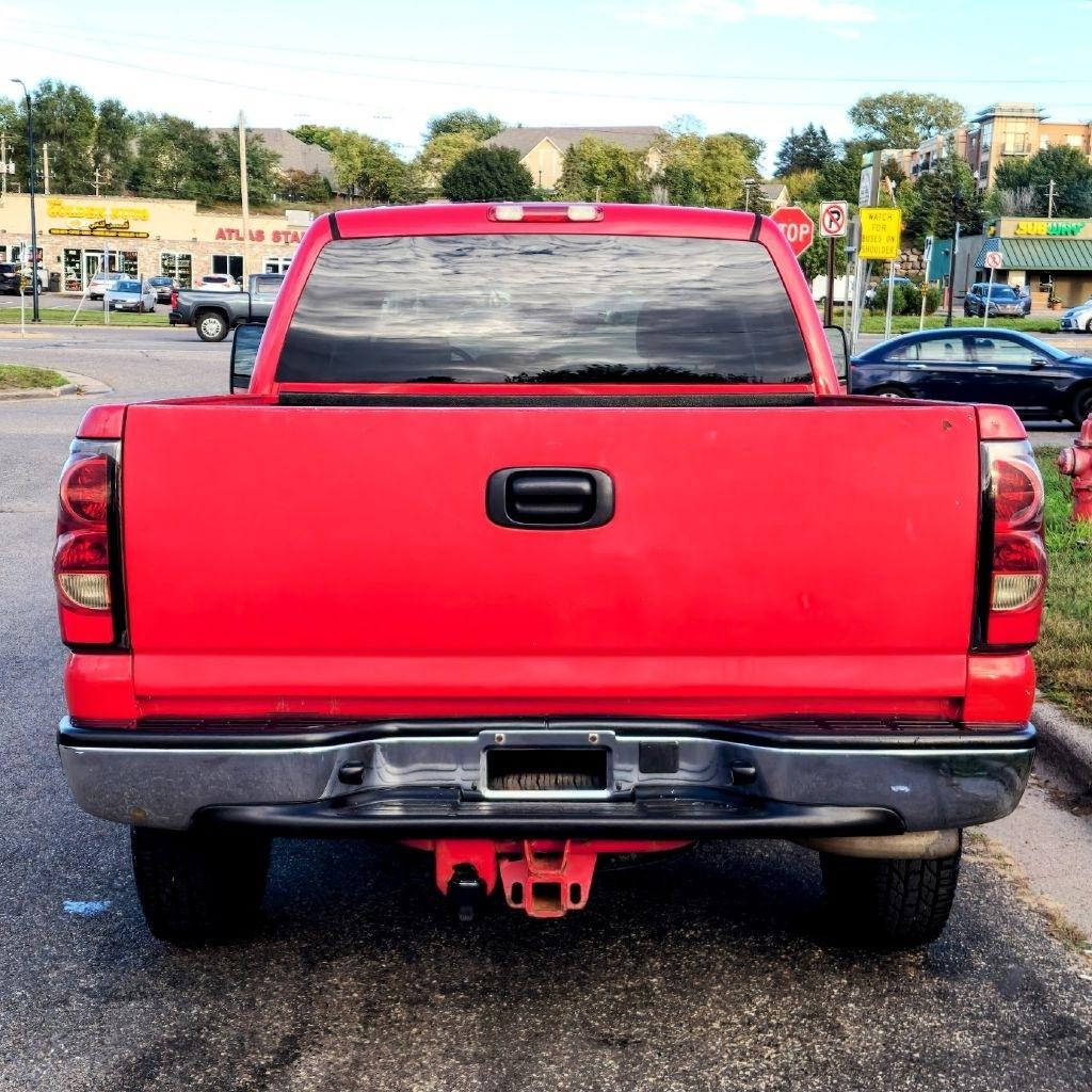 Chevrolet Silverado photo 5