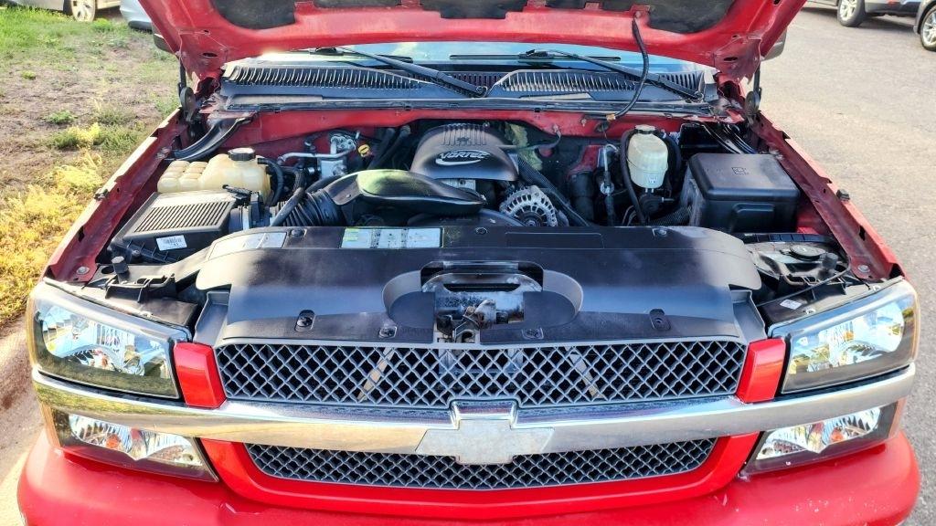 Chevrolet Silverado photo 17