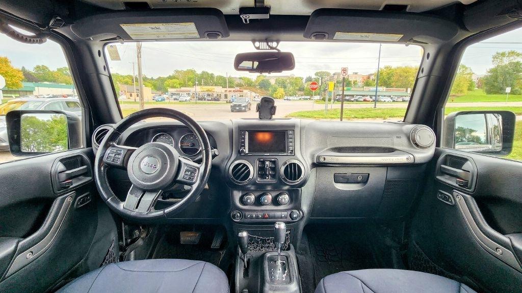 Jeep Wrangler  2017