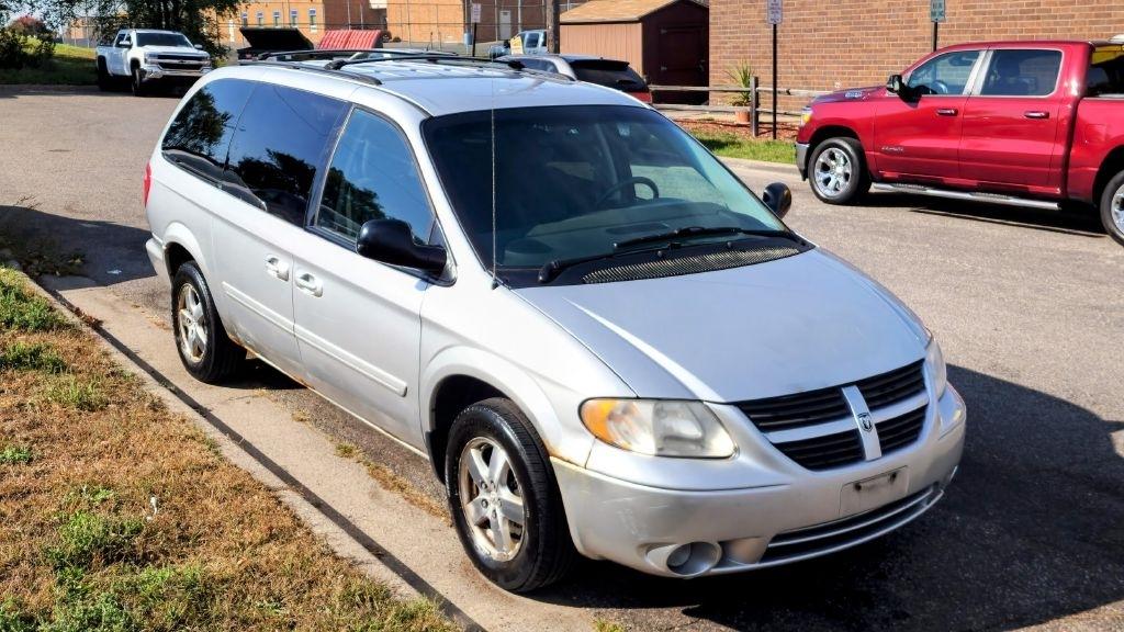 Dodge Grand Caravan photo 8
