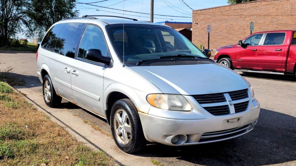 Dodge Grand Caravan photo 9