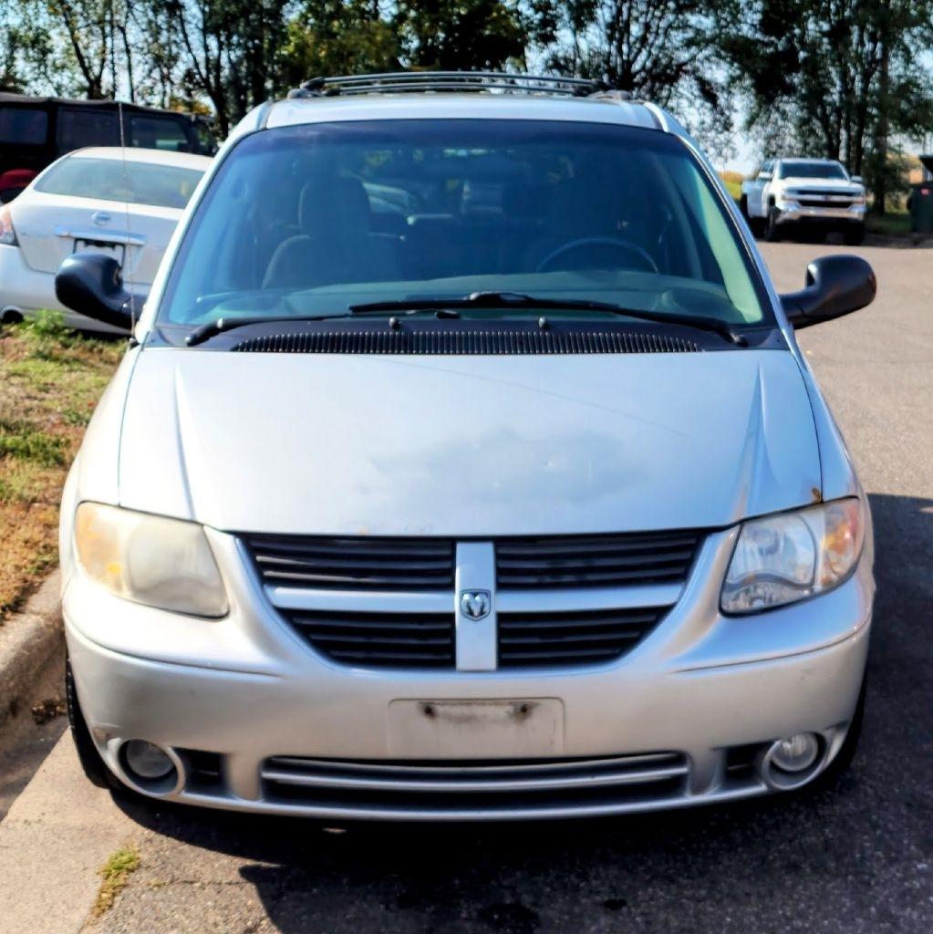 Dodge Grand Caravan photo 10