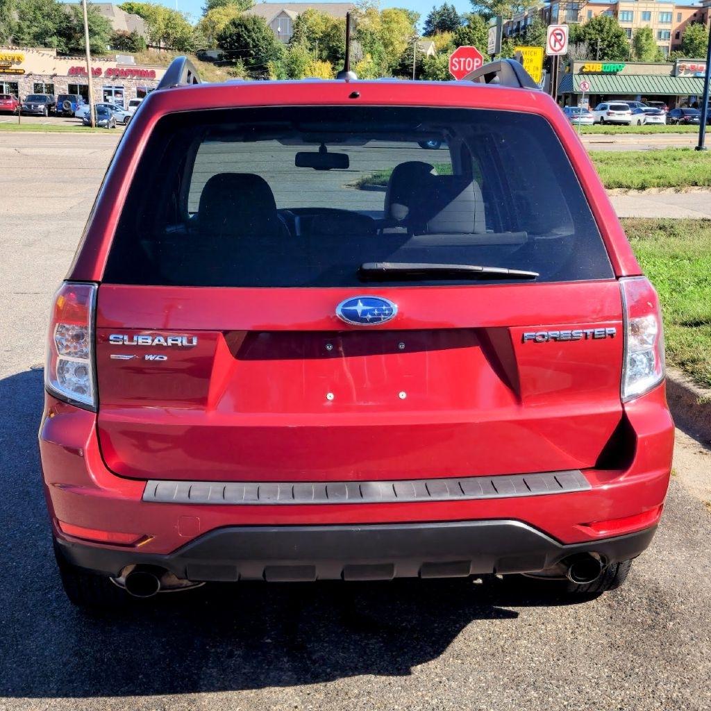 Subaru Forester  2011