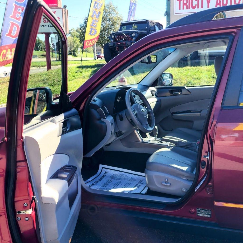 Subaru Forester  2011