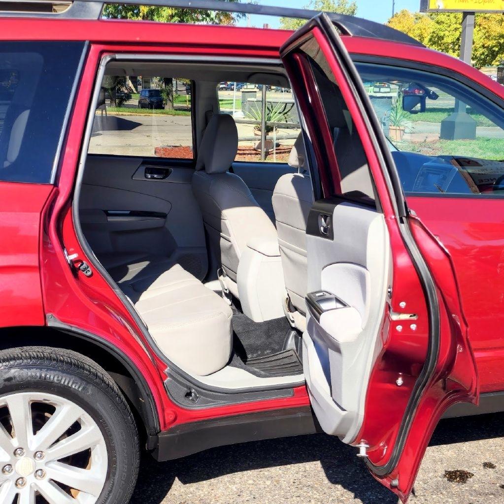 Subaru Forester  2011