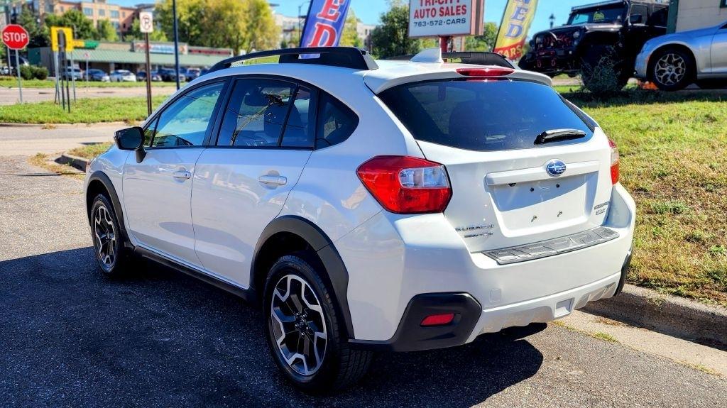 Subaru Crosstrek photo 4