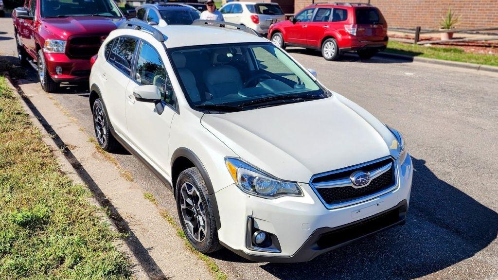 Subaru Crosstrek photo 8