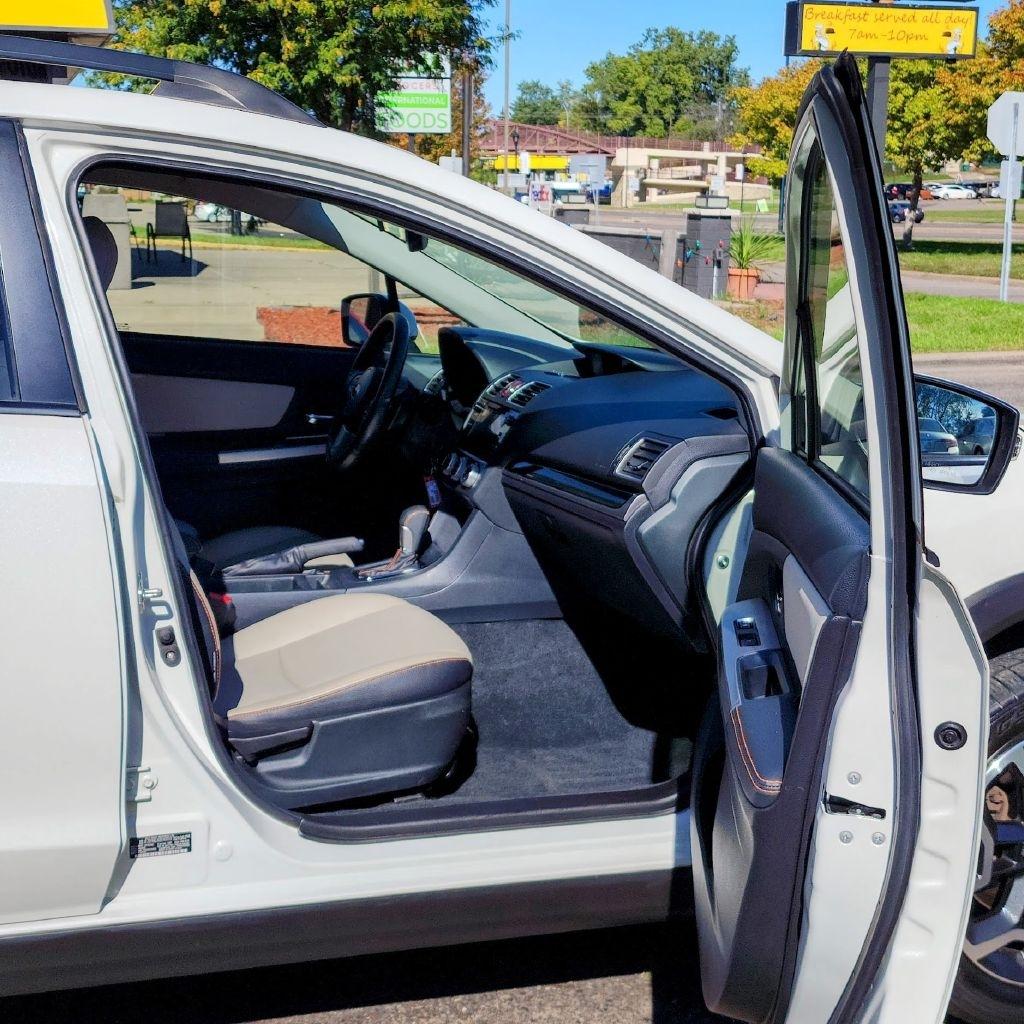 Subaru Crosstrek photo 17