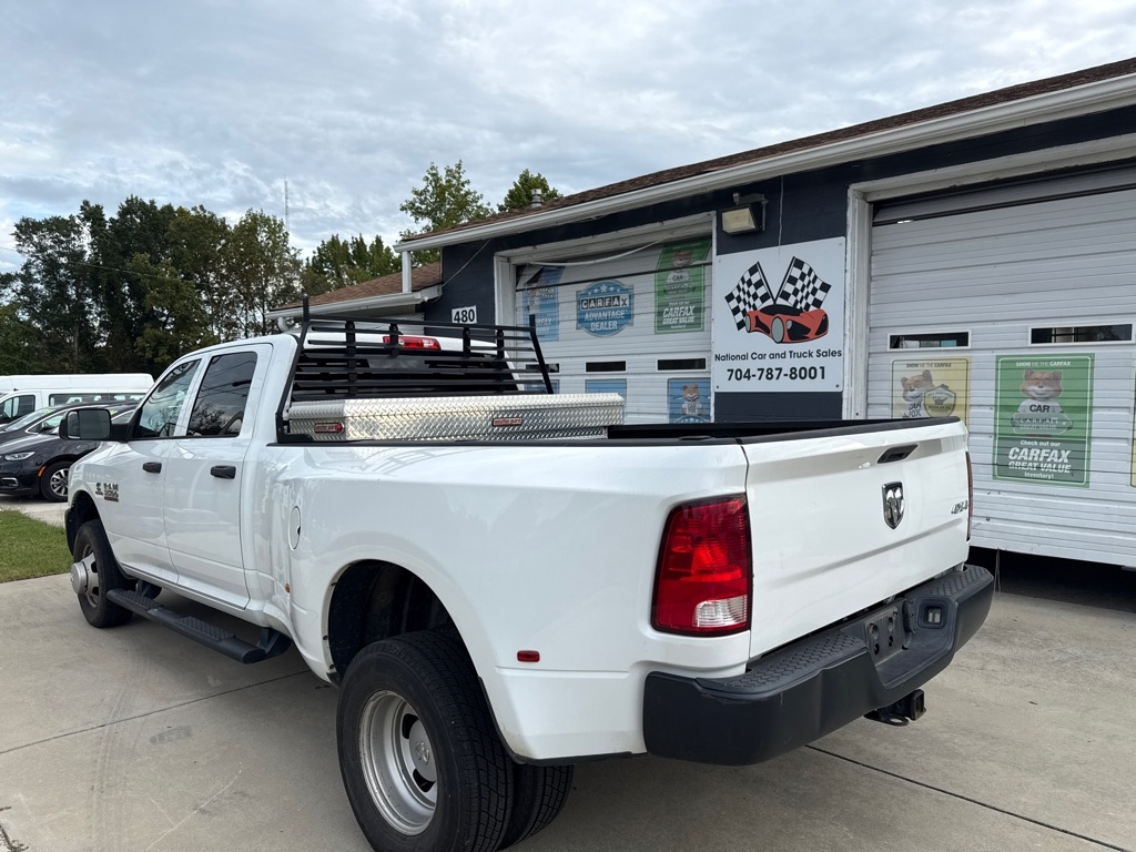 2018 Ram 3500 Tradesman photo 2