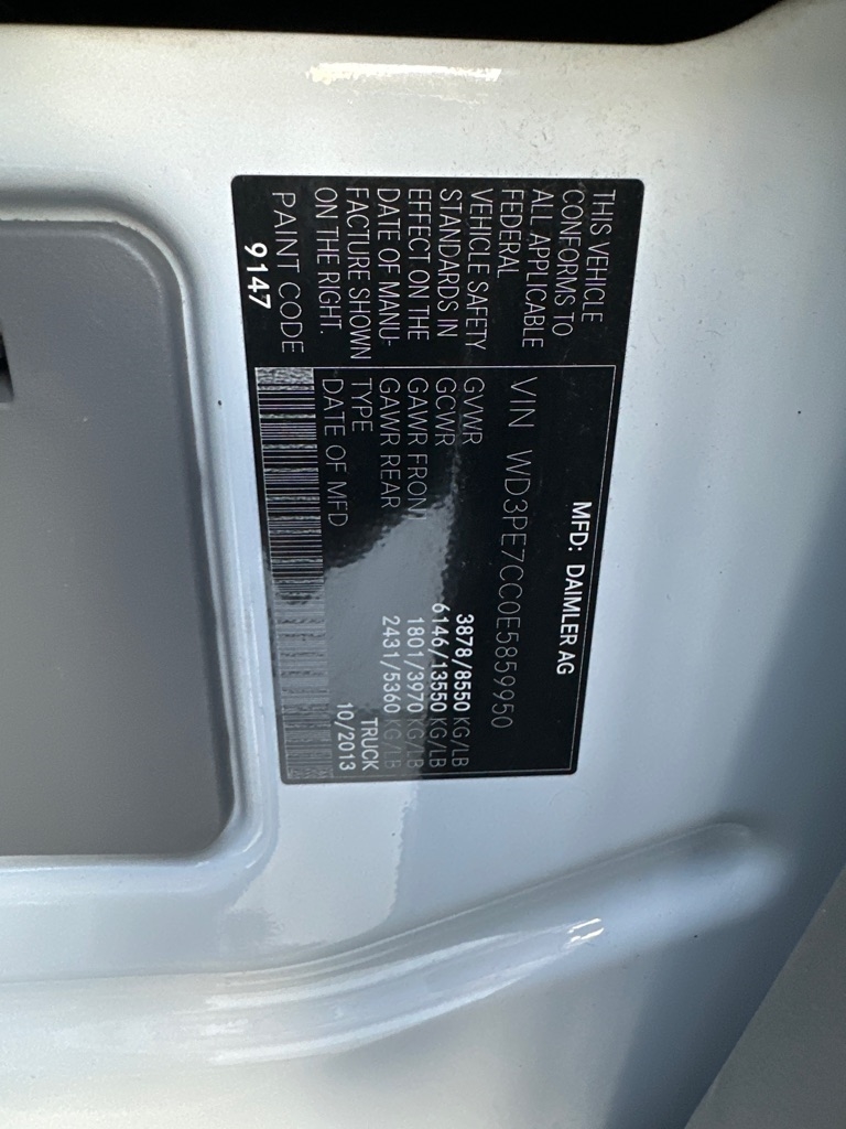 Mercedes-Benz Sprinter 2500 144-in. WB 2014