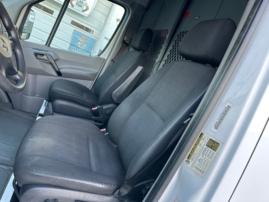 Mercedes-Benz Sprinter 2500 144-in. WB 2014