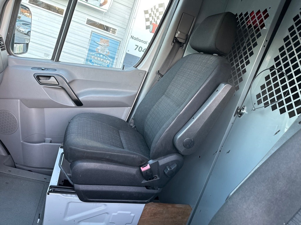 Mercedes-Benz Sprinter 2500 144-in. WB 2014