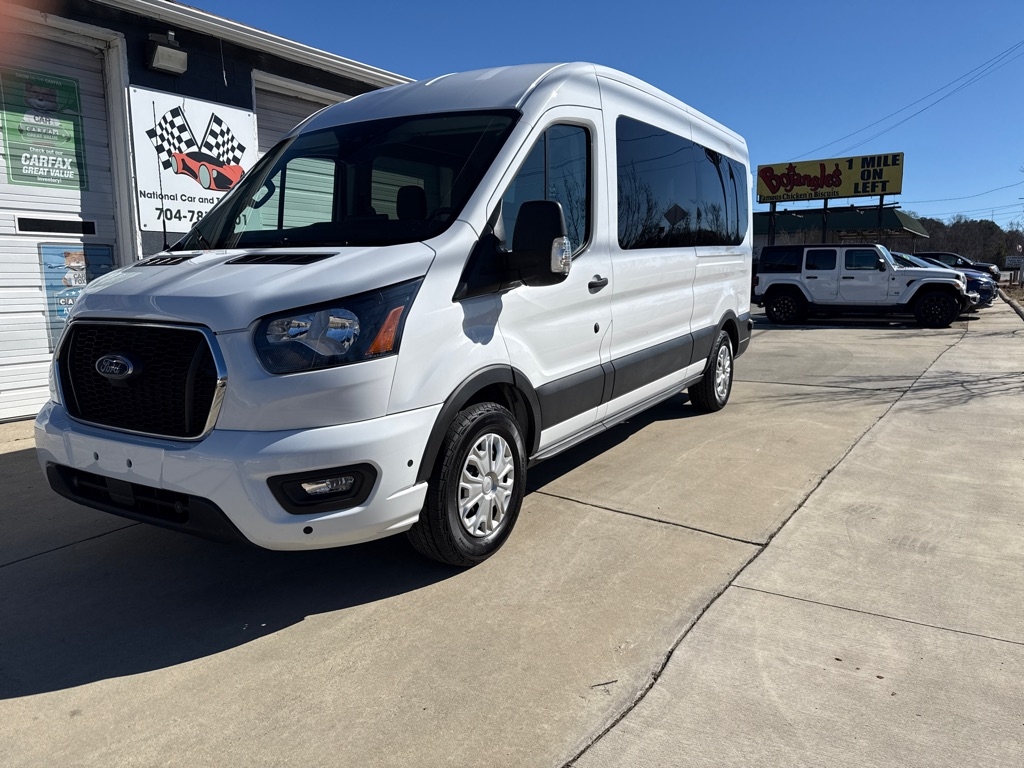 2024 Ford Transit 350 Wagon Med. Roof XL w/Sliding Pass. 148-in. WB