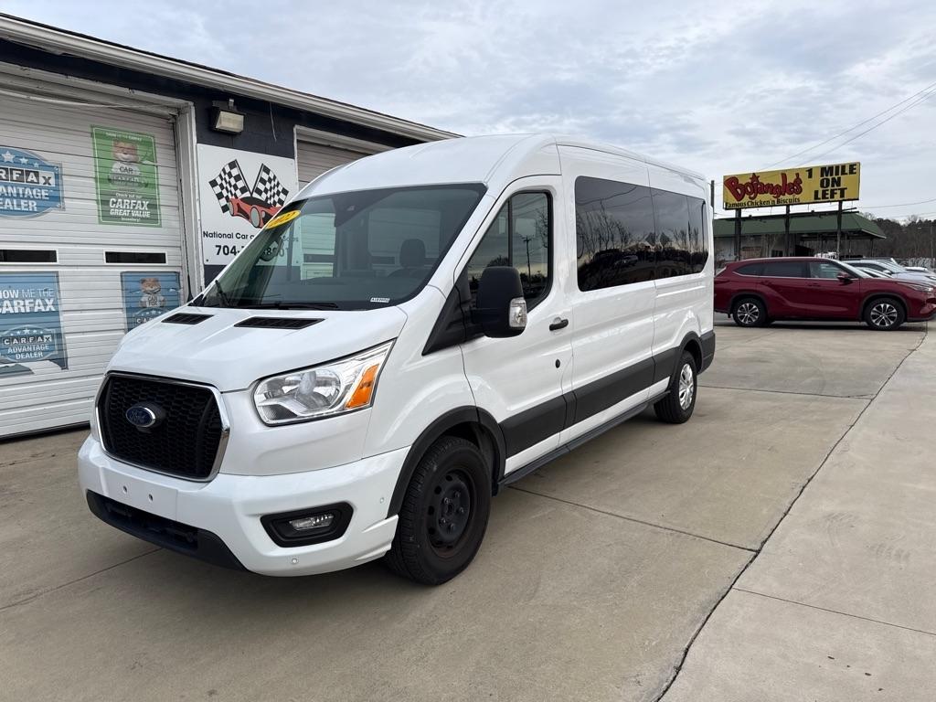 2022 Ford Transit 350 Wagon Med. Roof XL w/Sliding Pass. 148-in. WB