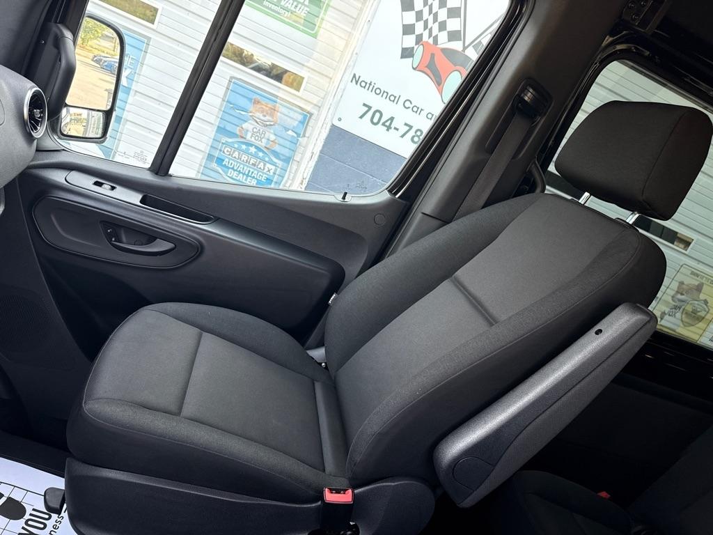 Mercedes-Benz Sprinter 2500 170-in. WB 2025