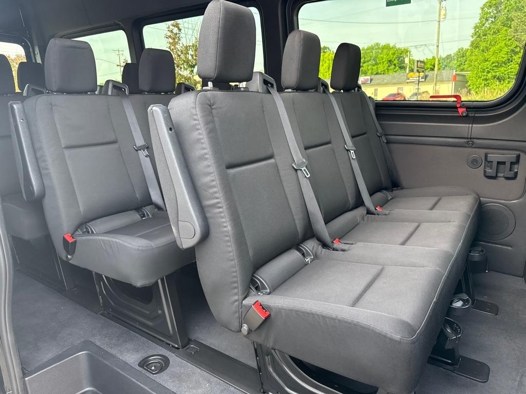 Mercedes-Benz Sprinter 2500 170-in. WB 2025