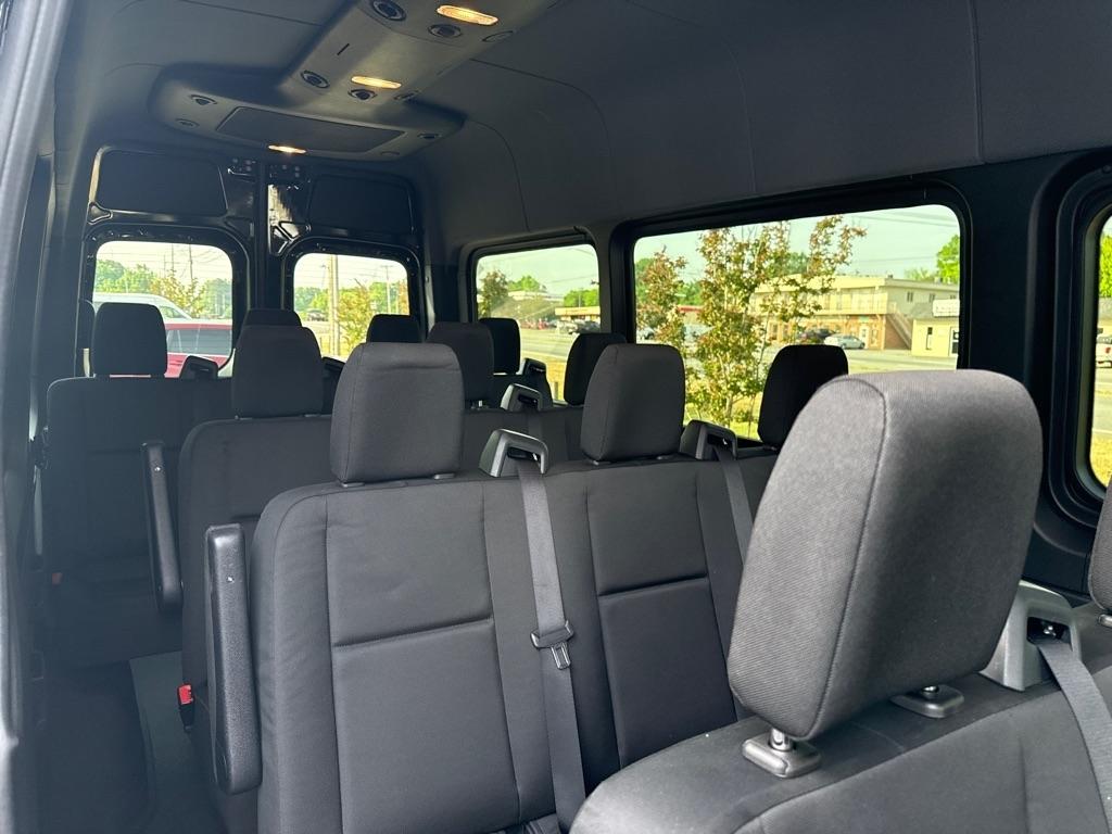 Mercedes-Benz Sprinter 2500 170-in. WB 2025