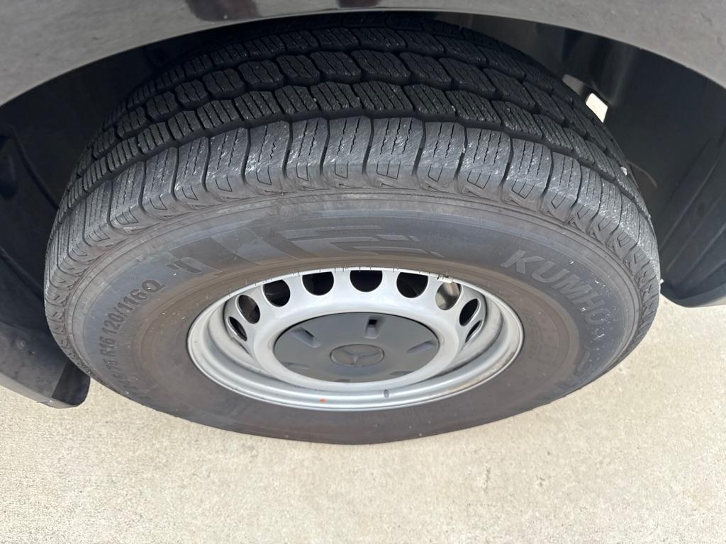 Mercedes-Benz Sprinter 2500 170-in. WB 2025