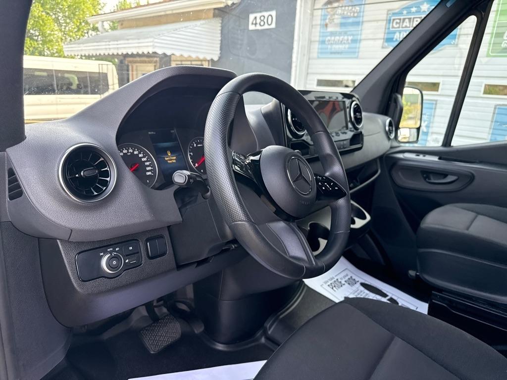 Mercedes-Benz Sprinter 2500 170-in. WB 2025