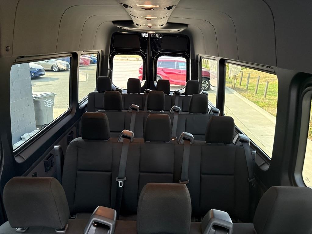 Mercedes-Benz Sprinter 2500 170-in. WB 2025