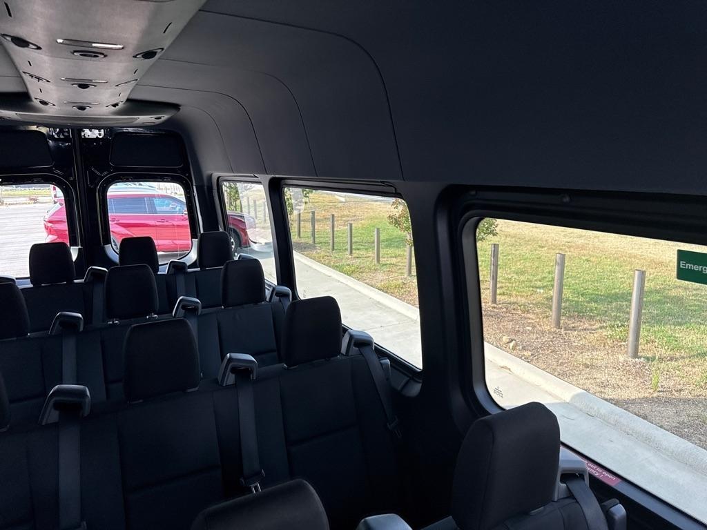 Mercedes-Benz Sprinter 2500 170-in. WB 2025