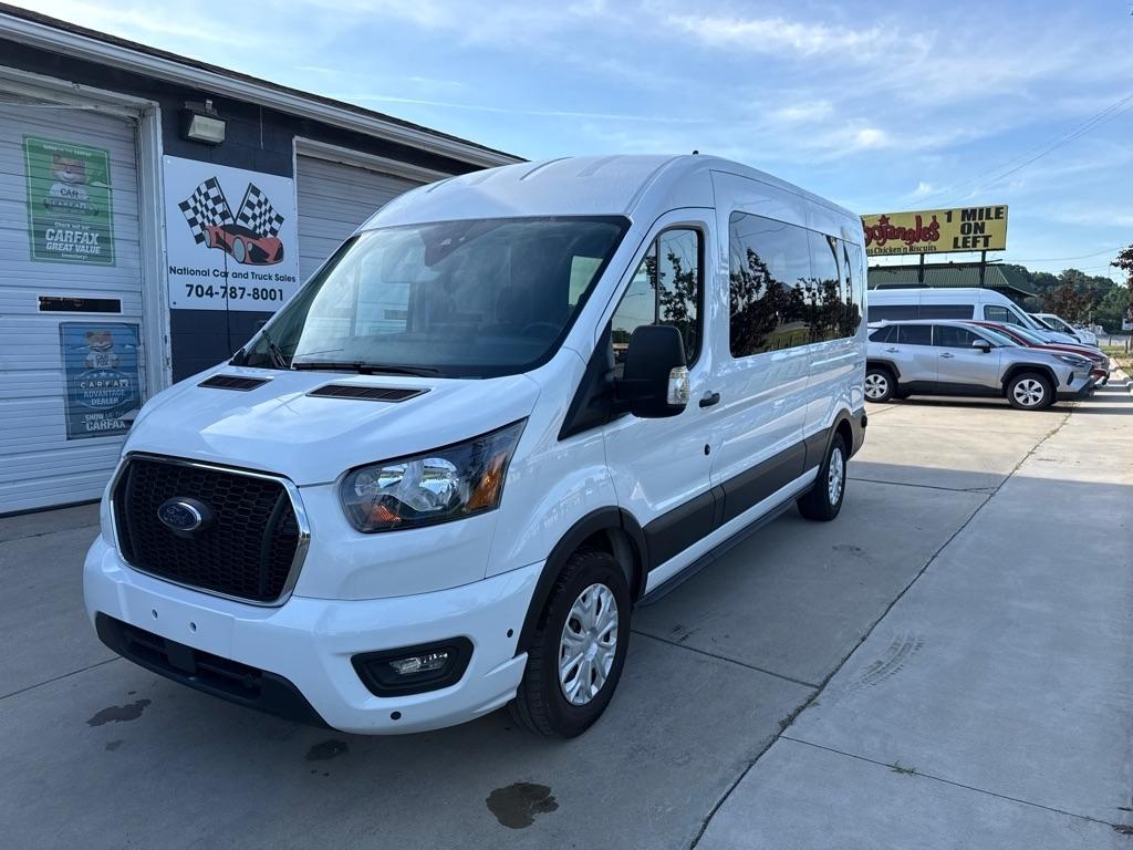 2024 Ford Transit 350 Wagon Med. Roof XL w/Sliding Pass. 148-in. WB