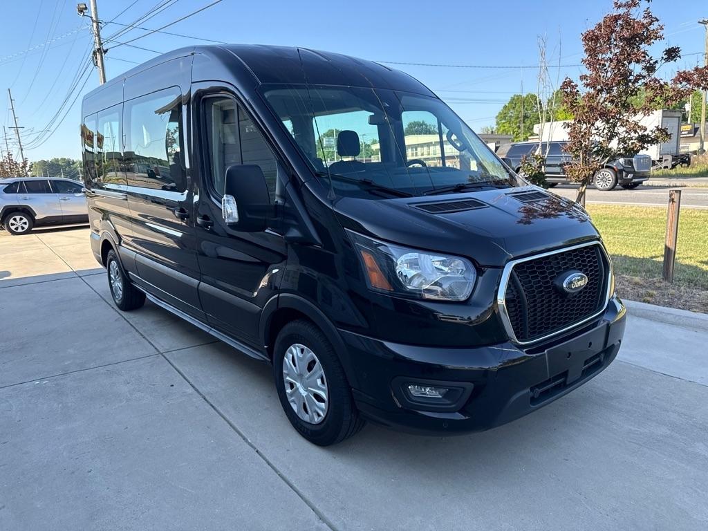 Ford Transit 350 Wagon Med. Roof XL w/Sliding Pass. 148-in. WB 2023