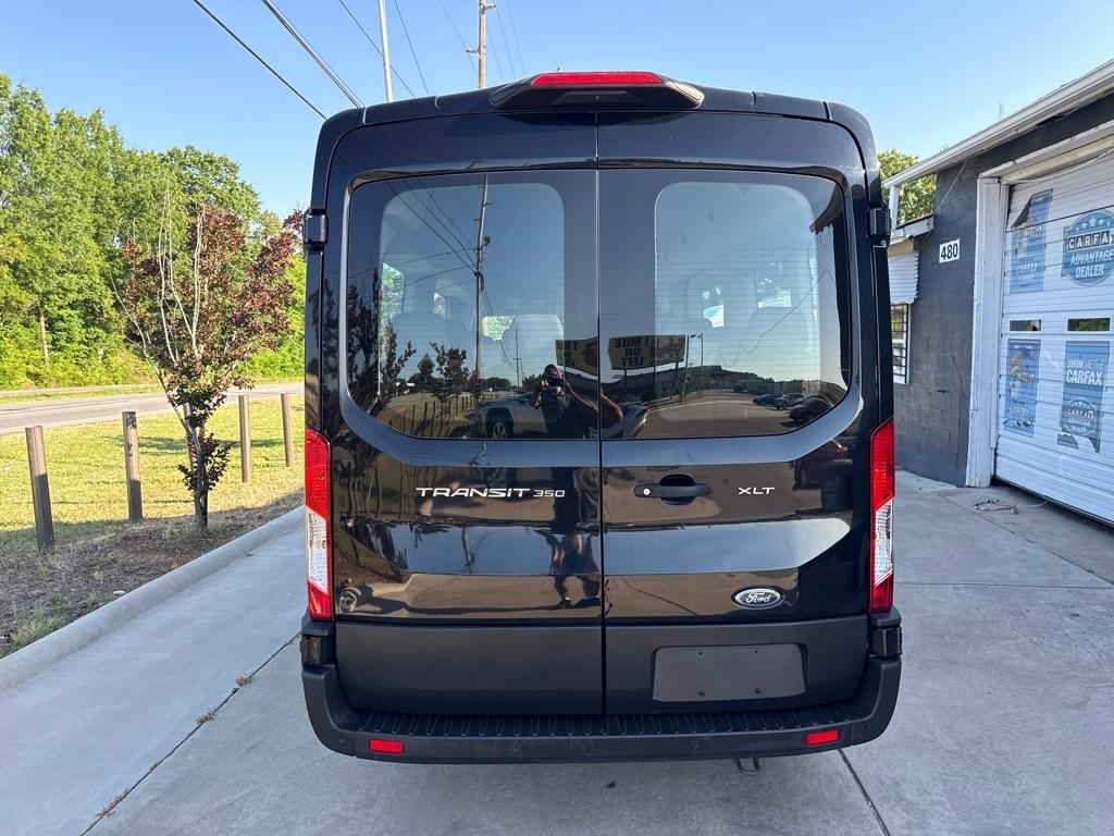 Ford Transit 350 Wagon Med. Roof XL w/Sliding Pass. 148-in. WB 2023
