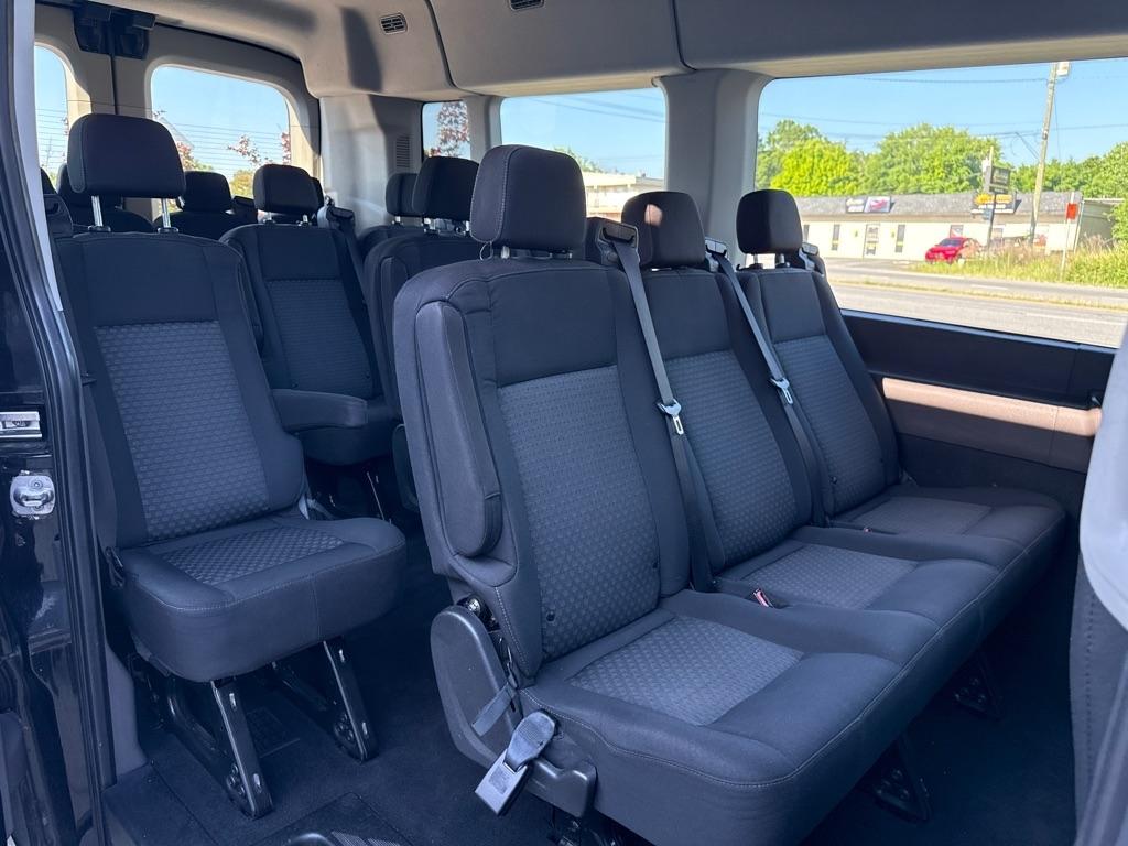 Ford Transit 350 Wagon Med. Roof XL w/Sliding Pass. 148-in. WB 2023