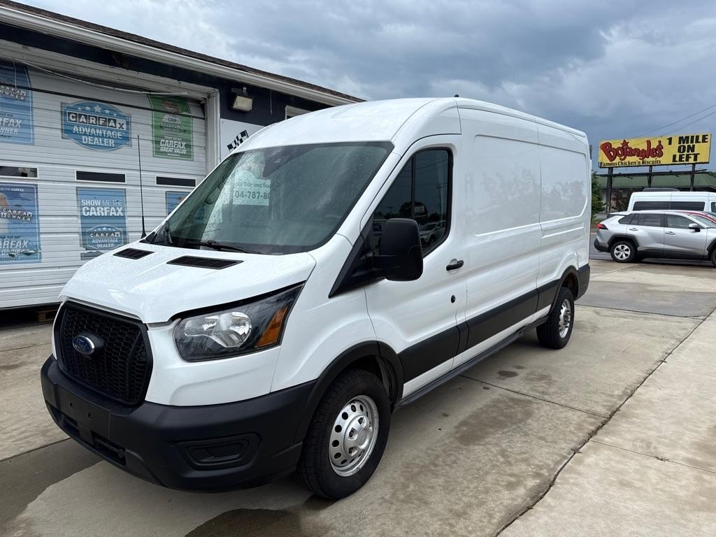 Ford Transit 250 Van Med. Roof w/Sliding Pass. 148-in. WB 2023