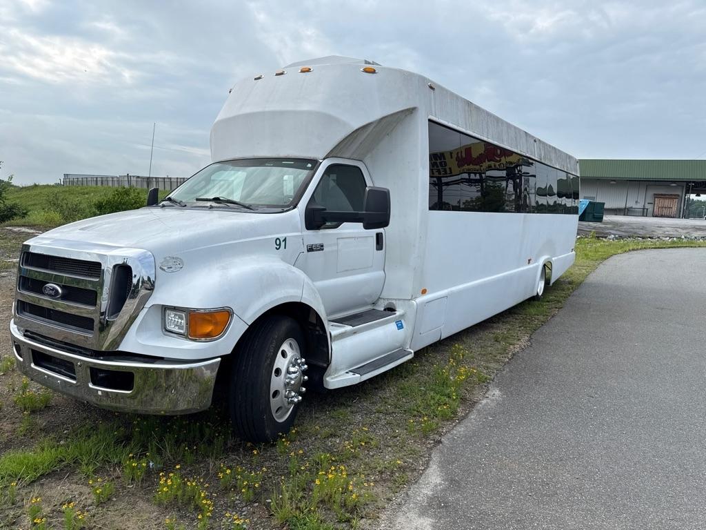 Ford F-650 Regular Cab 2WD DRW 2011